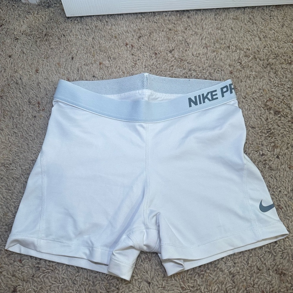 Nike pros white Medium